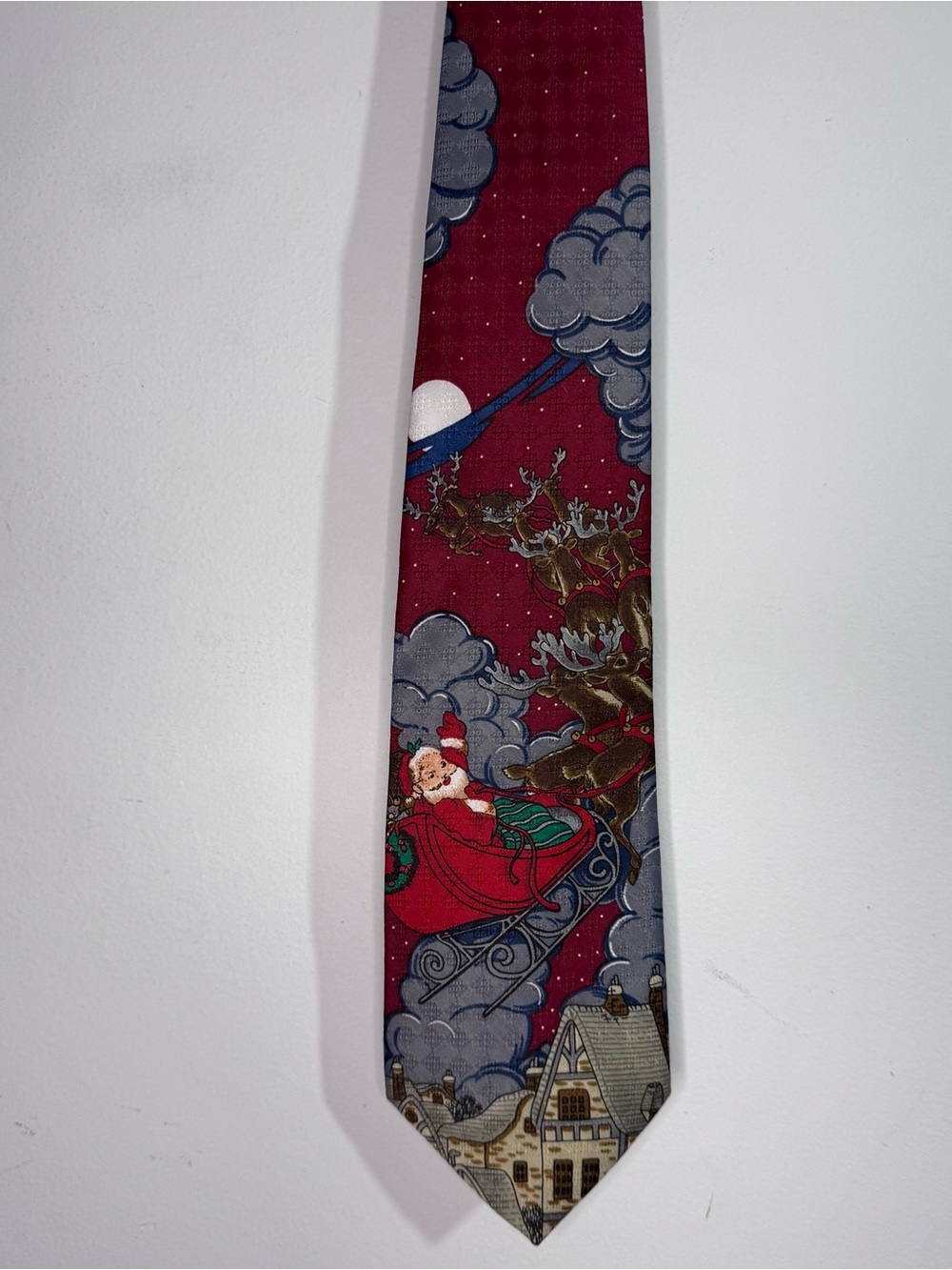 Specialties Hallmark Santa Sleigh Reindeer Christmas Novelty Necktie Red